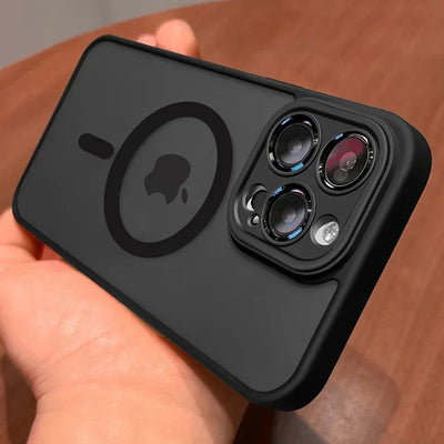 Coque Magnétique Mat Translucide Style Armure pour iPhone 11 à 13 – Compatible Charge Sans Fil MagSafe - PhoneFit